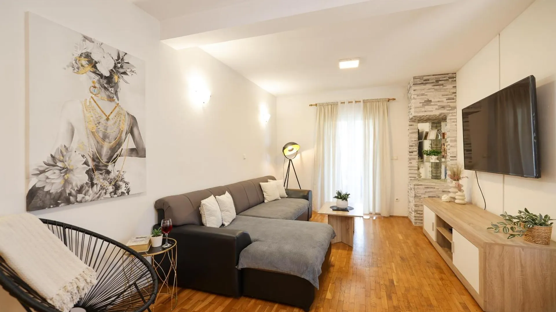 Apartment Ante With Jacuzzi & Seaview روفانجسكا