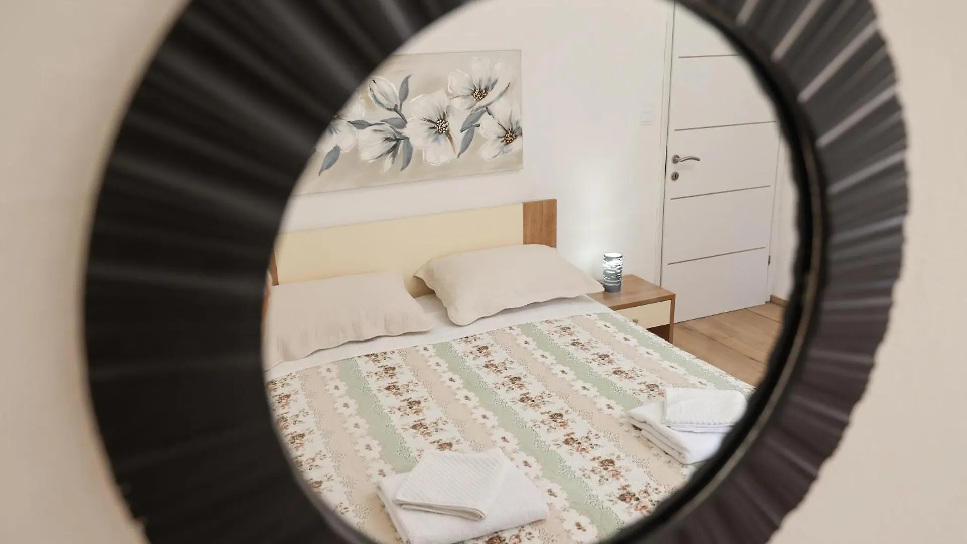 Apartment Ante With Jacuzzi & Seaview روفانجسكا